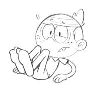 2016 artist:dipper blushing character:lincoln_loud looking_at_viewer socks solo // 550x525 // 37KB