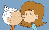 artist:eagc7 character:lincoln_loud character:mandee eyes_closed kiss kissing mandeecoln profile_view simple_background // 1194x740 // 290KB