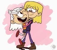 2021 carrying character:linka_loud hugging looking_at_another original_character smiling winking // 1024x896 // 77KB